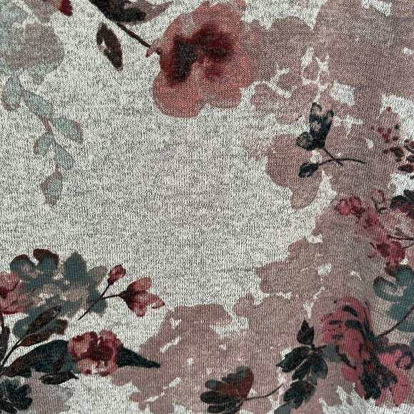 Reitmans Floral Tee, Size XL - Picture 3 of 5